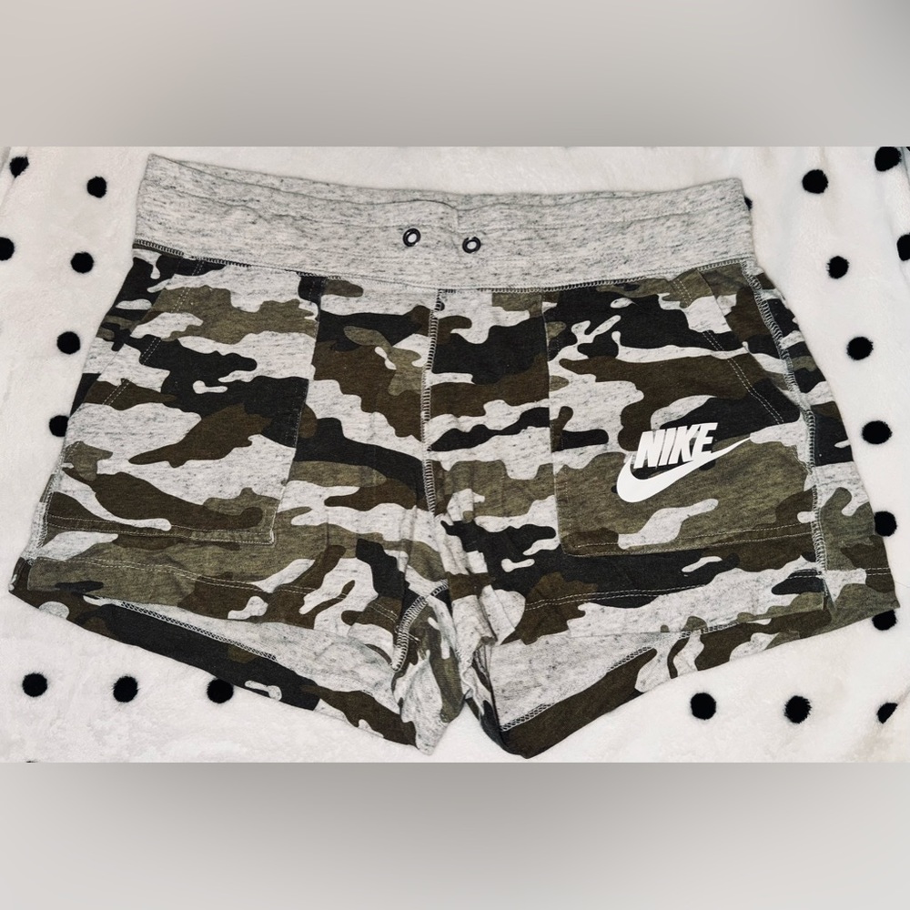 Women’s Nike shorts